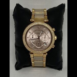 Michael Kors Parker MK5896 Women's Stainless Steel Analog Dial Wrist Watch VK705